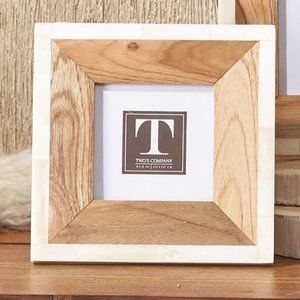 [L🖤L] Wood and Bone 4x4 Photo Frame